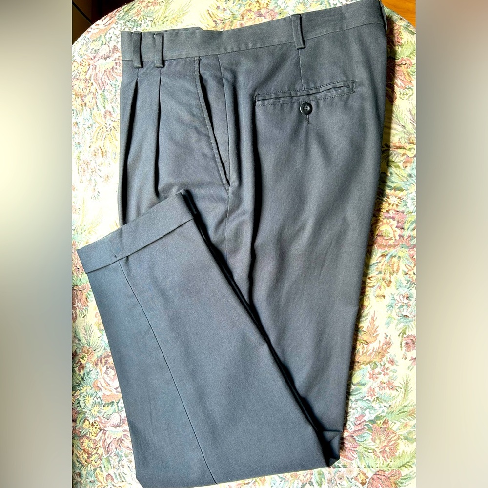 Murano golf ⛳️ pants.
